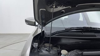 Used 2021 Maruti Suzuki Swift ZXI AMT Petrol Automatic engine ENGINE RIGHT SIDE HINGE & APRON VIEW