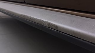 Used 2017 Renault Duster [2015-2019] 110 PS RXZ 4X2 MT Diesel Manual dents MINOR DENT