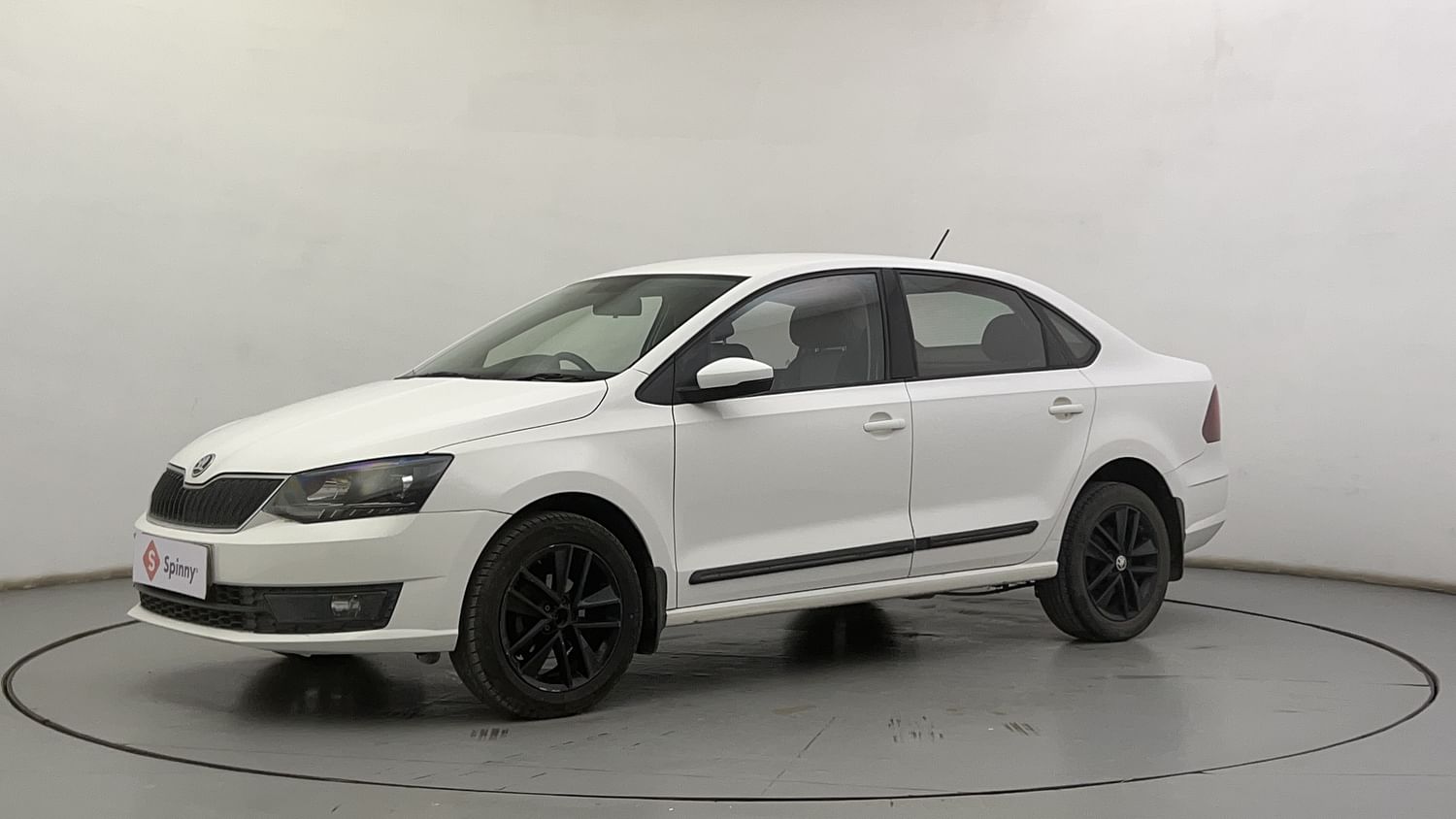 LEFT FRONT CORNER VIEW