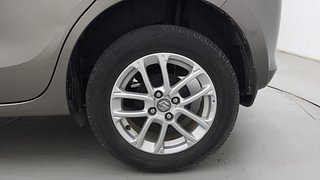 Used 2021 Maruti Suzuki Swift ZXI AMT Petrol Automatic tyres LEFT REAR TYRE RIM VIEW