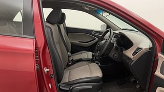 Used 2017 Hyundai Elite i20 [2014-2018] Sportz 1.2 Petrol Manual interior RIGHT SIDE FRONT DOOR CABIN VIEW