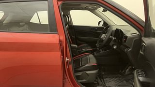 Used 2019 Hyundai Venue [2019-2022] SX 1.0 Turbo Dual Tone Petrol Manual interior RIGHT SIDE FRONT DOOR CABIN VIEW