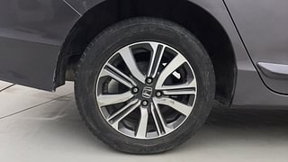 Used 2019 Honda City [2017-2020] V CVT Petrol Automatic tyres RIGHT REAR TYRE RIM VIEW