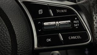 Used 2020 Kia Seltos HTK Plus G Petrol Manual top_features Cruise control