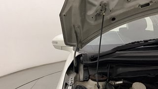 Used 2014 Maruti Suzuki Swift [2011-2017] VXi Petrol Manual engine ENGINE RIGHT SIDE HINGE & APRON VIEW
