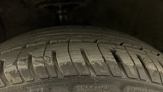 Used 2015 Hyundai Xcent [2014-2017] S Petrol Petrol Manual tyres LEFT FRONT TYRE TREAD VIEW