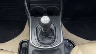 Used 2015 Honda City [2014-2017] V Diesel Diesel Manual interior GEAR  KNOB VIEW