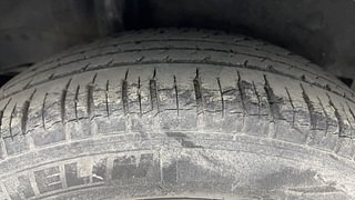 Used 2015 Honda City [2014-2017] V Diesel Diesel Manual tyres RIGHT REAR TYRE TREAD VIEW