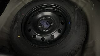 Used 2021 Maruti Suzuki Swift VXI AMT Petrol Automatic tyres SPARE TYRE VIEW