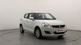 Used 2014 Maruti Suzuki Swift [2011-2017] VXi Petrol Manual exterior RIGHT FRONT CORNER VIEW