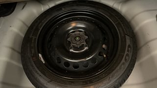 Used 2015 Hyundai Xcent [2014-2017] S Petrol Petrol Manual tyres SPARE TYRE VIEW