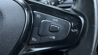 Used 2022 Tata Nexon XZ Plus (O) Petrol Manual top_features Cruise control