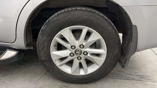 Used 2019 Toyota Innova Crysta [2016-2020] 2.4 G Diesel Manual tyres LEFT REAR TYRE RIM VIEW