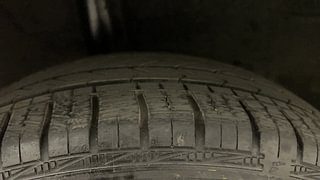 Used 2015 Hyundai Xcent [2014-2017] S Petrol Petrol Manual tyres RIGHT REAR TYRE TREAD VIEW