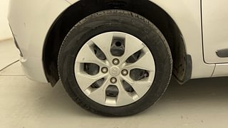 Used 2015 Hyundai Xcent [2014-2017] S Petrol Petrol Manual tyres LEFT FRONT TYRE RIM VIEW