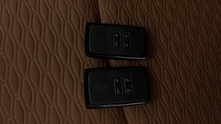 Used 2024 Renault Kiger RXZ MT Petrol Manual extra CAR KEY VIEW