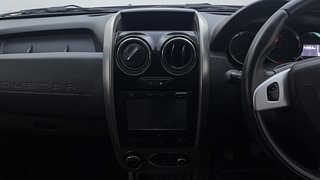 Used 2017 Renault Duster [2015-2019] 110 PS RXZ 4X2 MT Diesel Manual interior MUSIC SYSTEM & AC CONTROL VIEW