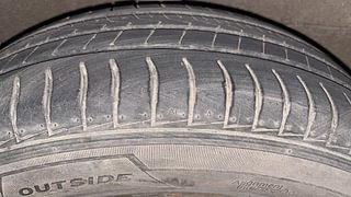 Used 2019 Hyundai New Santro 1.1 Sportz AMT Petrol Automatic tyres RIGHT REAR TYRE TREAD VIEW
