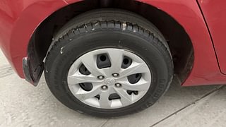 Used 2017 Hyundai Elite i20 [2014-2018] Sportz 1.2 Petrol Manual tyres RIGHT REAR TYRE RIM VIEW