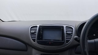 Used 2013 Hyundai i10 Sportz 1.2 Kappa2 Petrol Manual top_features Integrated (in-dash) music system