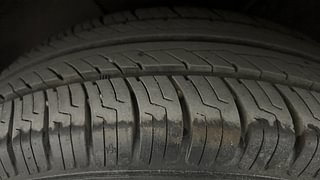 Used 2017 Hyundai Elite i20 [2014-2018] Sportz 1.2 Petrol Manual tyres LEFT FRONT TYRE TREAD VIEW