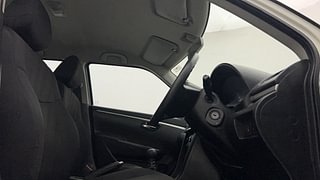 Used 2014 Maruti Suzuki Swift [2011-2017] VXi Petrol Manual interior RIGHT SIDE FRONT DOOR CABIN VIEW