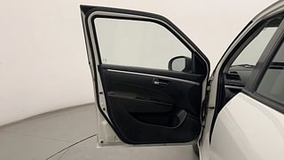Used 2014 Maruti Suzuki Swift [2011-2017] VXi Petrol Manual interior LEFT FRONT DOOR OPEN VIEW