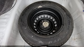 Used 2022 Honda Amaze 1.2 VX CVT i-VTEC Petrol Automatic tyres SPARE TYRE VIEW