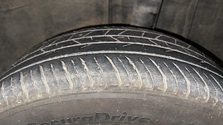 Used 2021 Nissan Magnite XV Petrol Manual tyres LEFT REAR TYRE TREAD VIEW