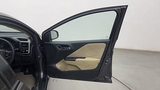 Used 2019 Honda City [2017-2020] V CVT Petrol Automatic interior RIGHT FRONT DOOR OPEN VIEW