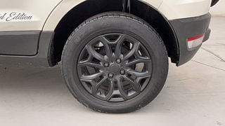 Used 2015 Ford EcoSport [2013-2015] Titanium 1.5L Ti-VCT AT Petrol Automatic tyres LEFT REAR TYRE RIM VIEW