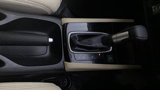 Used 2022 Honda City V CVT Petrol Automatic interior GEAR  KNOB VIEW