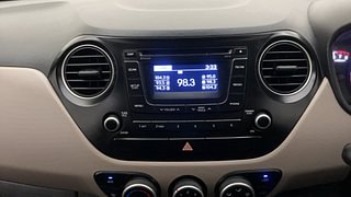 Used 2015 Hyundai Xcent [2014-2017] S Petrol Petrol Manual top_features Integrated (in-dash) music system