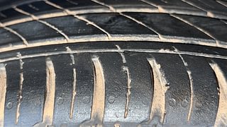 Used 2021 Tata Tiago Revotron XT Petrol Manual tyres RIGHT FRONT TYRE TREAD VIEW