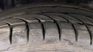 Used 2015 Ford EcoSport [2013-2015] Titanium 1.5L Ti-VCT AT Petrol Automatic tyres LEFT FRONT TYRE TREAD VIEW