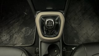Used 2015 Hyundai Xcent [2014-2017] S Petrol Petrol Manual interior GEAR  KNOB VIEW