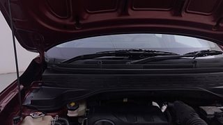 Used 2021 Kia Sonet HTX 1.0 iMT Petrol Manual engine ENGINE RIGHT SIDE HINGE & APRON VIEW