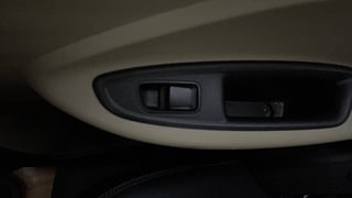 Used 2020 Hyundai New Santro 1.1 Magna AMT Petrol Automatic top_features Rear power window