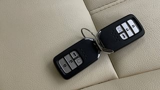 Used 2022 Honda City V CVT Petrol Automatic extra CAR KEY VIEW
