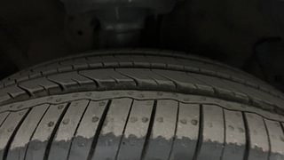 Used 2013 Hyundai i20 [2012-2014] Asta 1.4 CRDI Diesel Manual tyres RIGHT FRONT TYRE TREAD VIEW