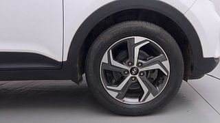 Used 2019 Hyundai Creta [2018-2020] 1.6 SX OPT VTVT Petrol Manual tyres RIGHT FRONT TYRE RIM VIEW