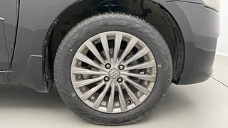 Used 2017 maruti-suzuki Ciaz Alpha Petrol Petrol Manual tyres RIGHT FRONT TYRE RIM VIEW