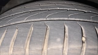 Used 2016 Hyundai Fluidic Verna 4S [2015-2017] 1.6 CRDi SX Diesel Manual tyres LEFT FRONT TYRE TREAD VIEW