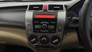 Used 2013 Honda City [2011-2014] 1.5 S MT Petrol Manual top_features Integrated (in-dash) music system
