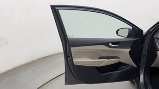 Used 2018 Hyundai Verna [2017-2020] 1.6 VTVT SX (O) AT Petrol Automatic interior LEFT FRONT DOOR OPEN VIEW