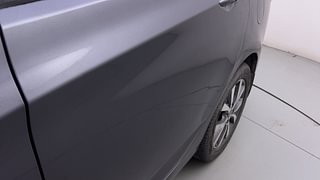 Used 2016 Hyundai Fluidic Verna 4S [2015-2017] 1.6 CRDi SX Diesel Manual dents MINOR SCRATCH