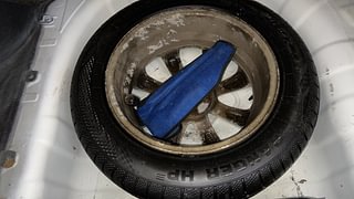 Used 2012 Hyundai Verna [2011-2015] Fluidic 1.6 VTVT SX AT Petrol Automatic tyres SPARE TYRE VIEW