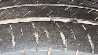 Used 2016 Honda Jazz V Petrol Petrol Manual tyres RIGHT FRONT TYRE TREAD VIEW
