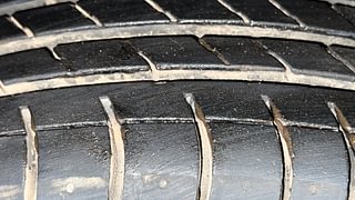 Used 2017 Maruti Suzuki Alto K10 [2014-2019] VXi Petrol Manual tyres LEFT FRONT TYRE TREAD VIEW
