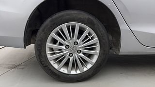 Used 2022 Honda City V CVT Petrol Automatic tyres RIGHT REAR TYRE RIM VIEW